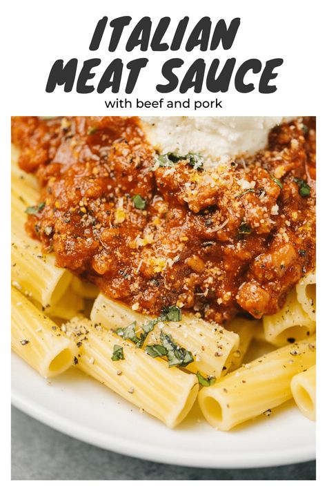 Spagetti And Meat Sauce, Italian Sausage Pasta Sauce, Homemade Spaghetti Meat Sauce, Red Sauce Pasta Recipe, Sausage Pasta Sauce, Italian Spaghetti Sauce, Best Spaghetti Sauce, Italian Meat Sauce, Red Sauce Recipe