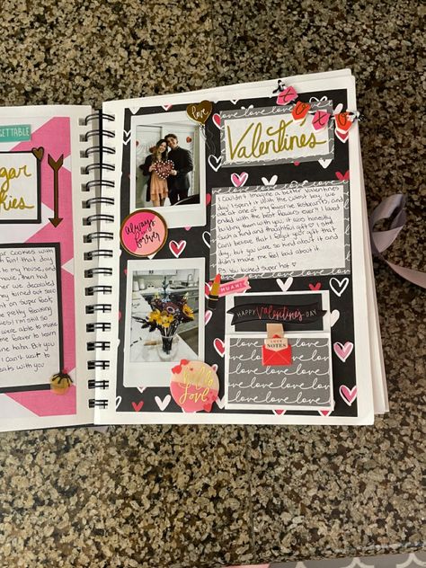 The little tab pulls out into a bigger section #scrapbooking Scrapbook Date Ideas, Date Night Scrapbook Ideas, 2 Year Scrapbook Boyfriend, Bf Scrapbook Page Ideas, Dating Scrapbook Ideas, One Year Scrapbook Ideas Boyfriend, Bf Scrapbook, Senior Scrapbook Ideas, Anniversary Gift Ideas For Him Boyfriend