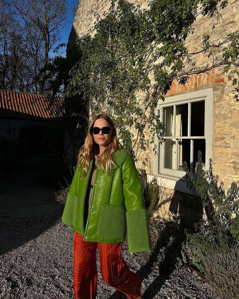 Baum und Pferdgarten on Instagram: "We can't get enough of @jessie_bush in our lime green jacket 💚 #BaumFamily #BaumundPferdgarten" Green Jacket Outfit, Green Jacket, Outfits Aesthetic, Jacket Outfits, Lime Green, Autumn Fashion, Fashion Inspo, Fall Winter, My Style