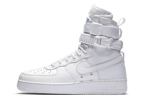 Nike Sf Air Force 1, Nike Sf Af1, Nike Sf, Casual Shoes Outfit, Nike Shoes Girls, Black Nike Shoes, Nike Shoe, Kicks Shoes, Nike Shoes Outfits