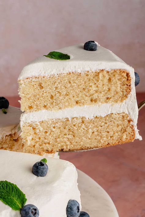 The Ultimate Vegan Vanilla Cake with a tender crumb, rich vegan buttercream frosting, and tons of pure vanilla flavor. Just 10 ingredients requires! Vegan Beef Stew, Vegan Buttercream Frosting, Vegan Vanilla Cake, Tofu Ricotta, Vegan Buttercream, Vegan Birthday Cake, Vegan Frosting, Vanilla Birthday Cake, Vegan Beef