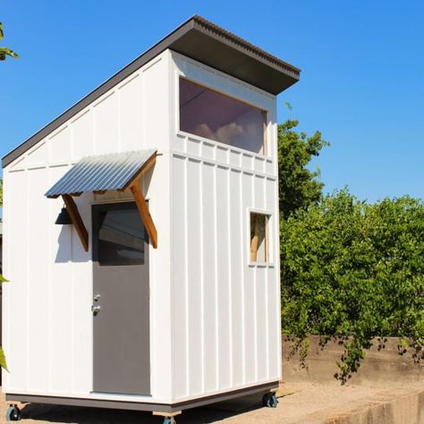 6 Handmade Tiny Houses You Can Actually Buy on Etsy Cheap Tiny House, Tiny House Appliances, Lakefront Living, Temporary Housing, Small Cottages, Building Remodeling, Retreat House, Tiny House Listings, Deer Stand