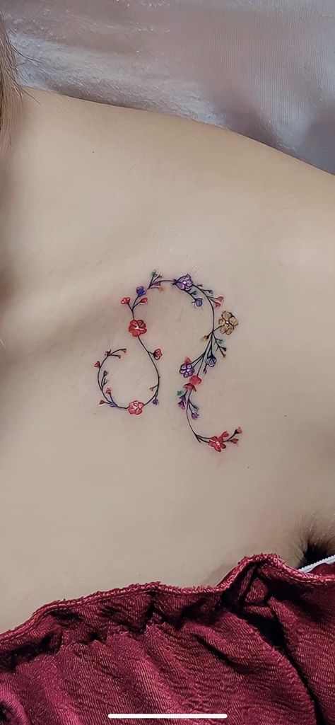 Leo Floral Tattoo, Tattoo Ideas Mother, Tato Maori, Leo Zodiac Tattoos, Leo Tattoo, Aquarius Tattoo, Circle Tattoo, Leo Tattoos, Plant Tattoo