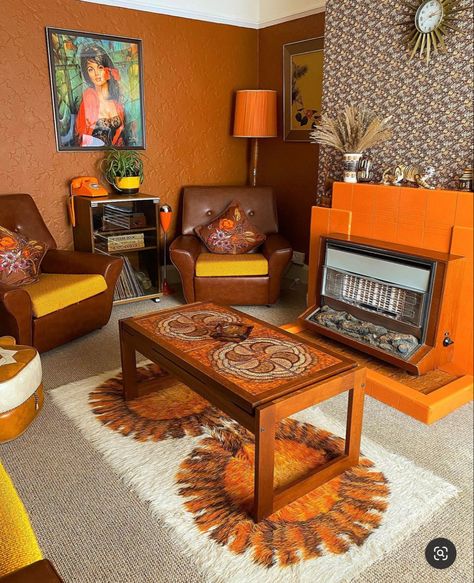 70’s Living Room, Living Room 70s, 1970s Interior Design, 70s Living Room, 70s Interior Design, 70s Interior, 1970s Decor, Retro Interior Design, 70s Home