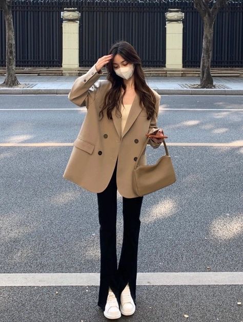 Suit Jacket For Women, Autumn Street, Blazer Suit Women, Brown Suit, Suit Jackets For Women, Suit Pattern, Brown Suits, Korean Girl Fashion, Autumn Dress