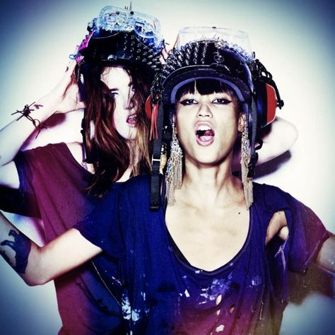 Icona Pop. Icona Pop, Top Albums, Pop Albums, Pop Photos, Famous Singers, Pop Songs, Charli Xcx, Indie Music, Fashion Couple