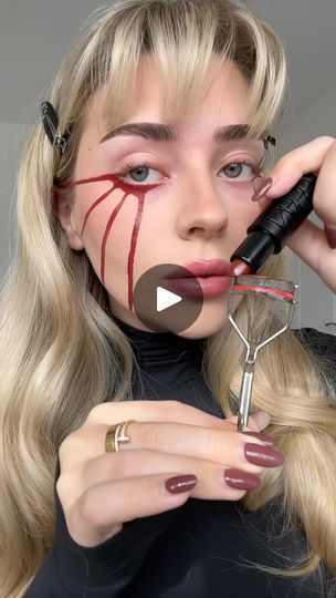 Cobweb Makeup Halloween, Last Minute Halloween Makeup Ideas, Last Minute Halloween Makeup, Halloween Makeup Hacks, Spider Makeup, Controlled Chaos, Red Eye Makeup, Halloween Friends, Halloween Beauty