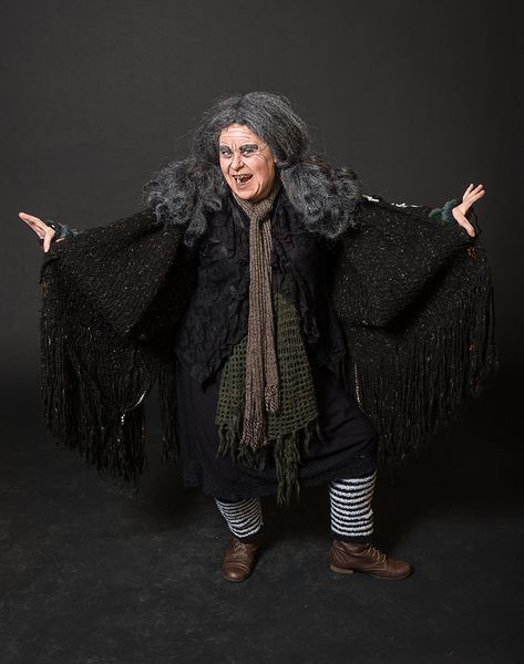 Grandma Addams Costume, Addams Family Grandma, Adams Family Costume Wednesday, Addams Family Makeup, Adams Family Costume, Adams Family Halloween, Addams Family Costume, Addams Family Halloween, Grandma Costume