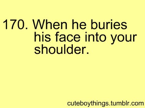 When he buries his face into your shoulder. Head On Shoulder, Red Thoughts, Me When He, Thingsaboutboyfriends, Things About Boyfriends, Inappropriate Thoughts, My Kind Of Love, Romantic Things