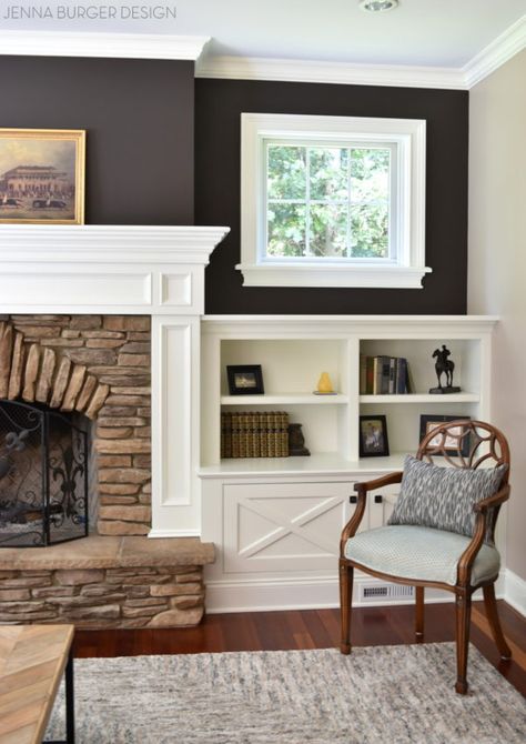 My hubby could build me this? Windows Framing Fireplace, Windows Flanking Fireplace, Bookshelves Next To Fireplace, Burger Design, Library Living Room, Fireplace Bookshelves, Spa Bathroom, Fireplace Mantle Decor, Living Room Built Ins