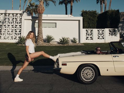 British luxury accessories brand Jimmy Choo has tapped “Anyone but You” star Sydney Sweeney to star in its summer 2024 campaign. Fashion Newsletter, Summer Campaign, Hair Care Brands, Sydney Sweeney, Bank Holiday Weekend, Shopping Event, Nordstrom Anniversary Sale, Celebrity Red Carpet, Car Girl