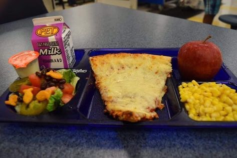 Tray Meals, School Pizza, Lunch Tray, Ny Style Pizza, School Meal, Theatre Ideas, Pizza Lunch, Cafeteria Food, School Breakfast