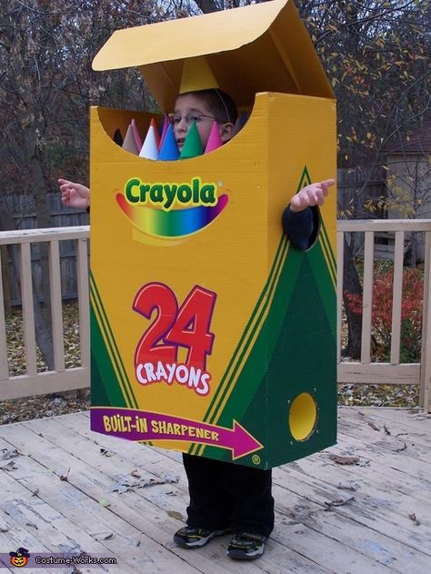 Cardboard Box Halloween Costumes | Create Craft Love Cardboard Box Costume, Crayola Box, Boxing Halloween Costume, Crayon Costume, Best Diy Halloween Costumes, Creative Halloween Costumes Diy, Cardboard Costume, Parade Ideas, Serval Cats