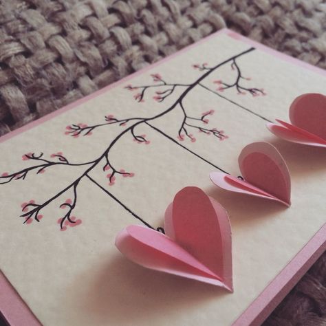 Diary Inspiration, Valentines Day Cards Diy, Saint Valentin Diy, Valentines Bricolage, Valentines Day Cards Handmade, Cadeau Diy, Mother's Day Diy, Mors Dag, Hanging Hearts