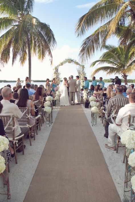 Nothing is as magnificent as a #summer #wedding Rustic Aisle Runner, Burlap Aisle Runner Wedding, Willow Arch, Wedding Carpet, Rustic Burlap Wedding, Florida Keys Wedding, Aisle Runner Wedding, Destin Florida Wedding, Beachy Style