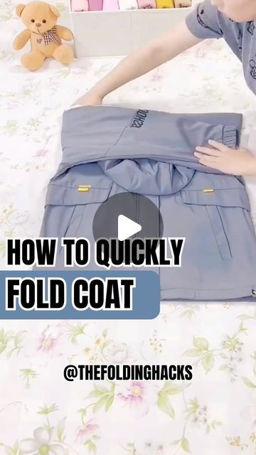 Coat Organization, Folding Hacks, Folding Clothes, Art Styles, Cartoon Art Styles, Home Hacks, Closet Organization, Cartoon Art, Fashion Art