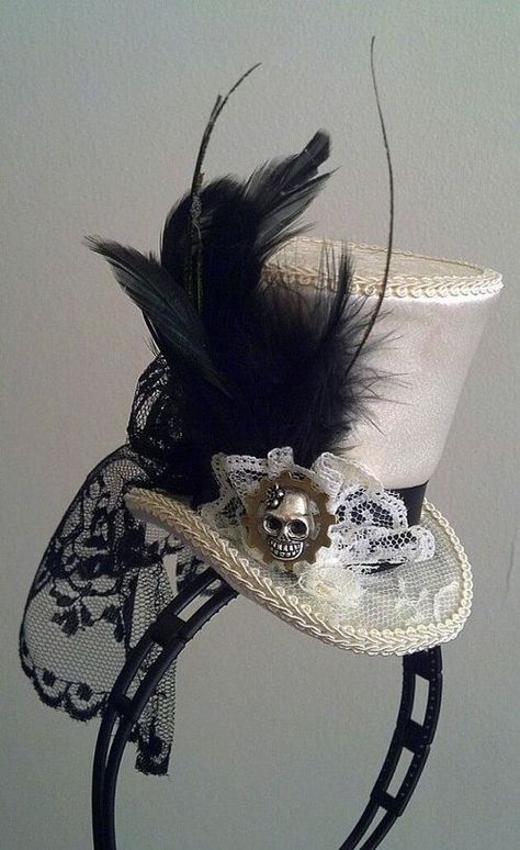 Imagen de Oujosama Steampunk Hats, Moda Steampunk, Punk Wedding, Small Hats, Costume Wedding, Steampunk Couture, Steampunk Hat, Hat Headband, Style Steampunk