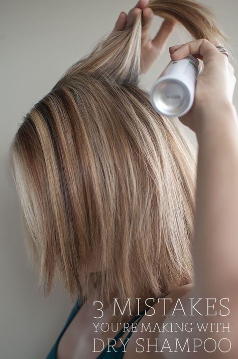 If you don't love dry shampoo, you might be doing it wrong. See if you're making these 3 mistakes with dry shampoo. Best Dry Shampoo For Fine Hair, Second Day Hairstyles Fine Hair, How To Use Dry Shampoo, Shampoo Tips, Day 3 Hair, Second Day Hair, Fine Hair Tips, Romance Tips, Hair Romance