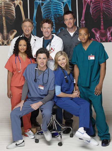 Scrubs. Man I miss this show. It can make you laugh hysterically and cry like a baby within 22 minutes. Scrubs Tv Show, Turk And Jd, Scrubs Tv Shows, Dr Cox, Neil Flynn, Scrubs Tv, Medical Scrubs, Comedy Tv, Season 8