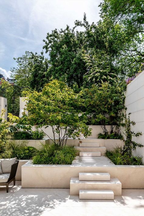 Tiered Courtyard Garden, Tiered Backyard, Japandi Garden, Communal Garden, Planning Garden, London Townhouse, Garden Stairs, Sloped Garden, London Garden