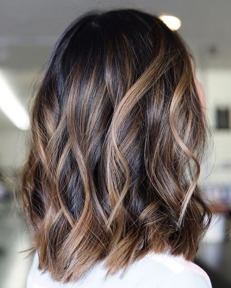 Bronde Balayage, Hair Color Caramel, Black Hair With Highlights, Caramel Hair, Brunette Balayage Hair, Brown Hair Balayage, Caramel Highlights, Brown Balayage, Winter Hair Color