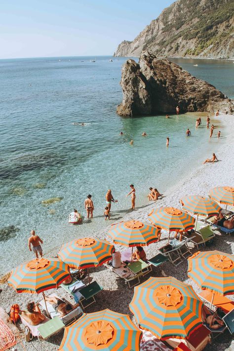 Living In London, Cinque Terre Italy, The Villages, Destination Voyage, Italian Summer, Fishing Villages, Beach Aesthetic, Positano, Travel Inspo