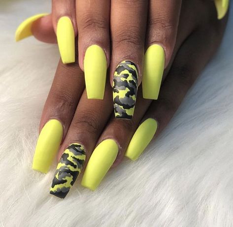 Acrylic Nails Natural, Camouflage Nails, Camo Nails, Coffin Nails Matte, Summer Acrylic Nails, Coffin Nails Designs, Fire Nails, Pretty Acrylic Nails, Dope Nails