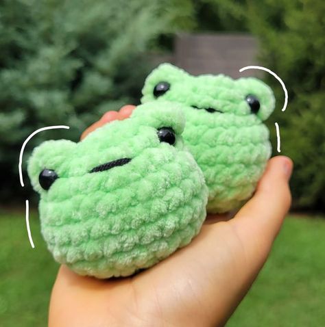 Mini Frog Crochet Plushie Stress Ball | amigurumi plush | froggy | kawaii Crochet toys free patterns easy #crochettoysfreepatternseasy #crochet #crochettoy #crochetpattern #crochetpatterns 4.165 Crochet Green Animal, Easy Frog Crochet Pattern, Mini Frog Crochet, Frog Crochet Pattern Free Amigurumi, Mini Crochet Plushies, Crochet Frog Pattern Free, Frog Amigurumi Free Pattern, Toys Quotes, Felt Frog