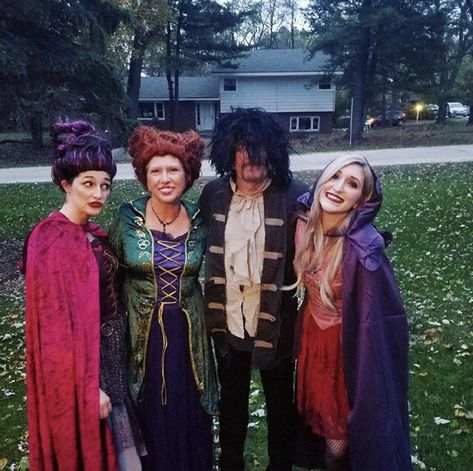 Sanderson sisters and Billy Butcherson costume, hair and makeup Billy Butcherson Costume, Hocus Pocus Costume, Billy Butcherson, Sarah Anderson, Sanderson Sisters, Diy Costumes, Hocus Pocus, Hair And Makeup, Academic Dress