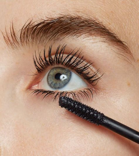 Space Black Mascara - BYREDO Lash Princess, False Lash Effect Mascara, Essence Cosmetics, Space Black, Simple Eye Makeup, Black Mascara, Silicone Brush, Mascara Lashes, Beauty Tool