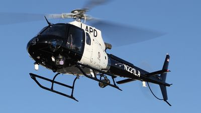 Photo of N221LA - Airbus Helicopters H125 - United States - Los Angeles Police Department (LAPD) Fighter Helicopter, Police Helicopter, Luxury Helicopter, Airbus Helicopters, Military Tattoos, Los Angeles Police Department, Police Vehicles, Boeing 747 200, Deck Photos