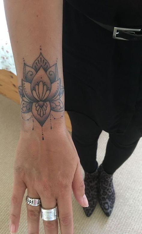 Lotus Hand Tattoos For Women, Lotus Forearm Tattoo, Front Forearm Tattoo Women, Lotus Flower Wrist Tattoo, Lotus Hand Tattoo, Mandala Floral Tattoo Design, Mandala Floral Tattoo, Traditional Mandala Tattoo, Half Mandala Tattoo