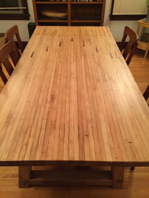 Alley Kitchen, Bowling Alley Table, Home Bowling Alley, Blue White Kitchens, Building Furniture, Cottage Furniture, Woodworking Inspiration, Bowling Alley, Live Edge Wood