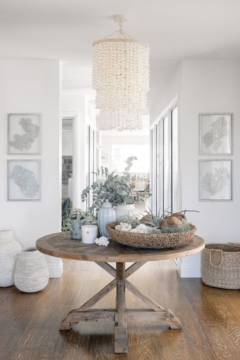 House Foyer Design, Beach House Foyer, Cape Cod Architecture, Cape Cod Interior Design, House Foyer, Entryway Design, Dream Beach Houses, Property Design, Foyer Design