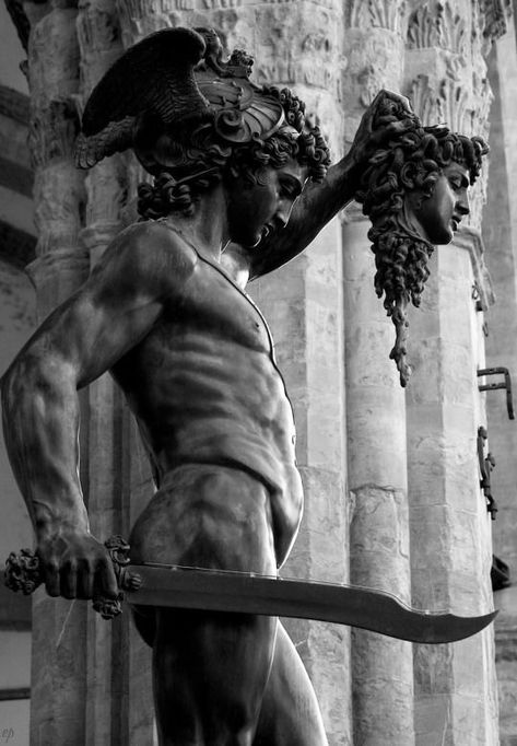 Perseus And Medusa, Christus Tattoo, Ancient Greek Sculpture, Statue Tattoo, Greek Mythology Tattoos, Classic Sculpture, Greek Statues, Roman Sculpture, Mythology Tattoos