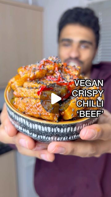 Jacob King on Instagram: "VEGAN CRISPY CHILLI BEEF 🌱🌶🥩 a plant-based take on a Chinese takeaway classic 🇨🇳 WRITTEN RECIPE 👇🏾 

This was my go-to when ordering from a Chinese takeaway (prior to veganism) + with this recipe no one needs to miss out on their favourites + no animals are harmed win/win 😊

This dish would usually be made with beef but we have substituted for tofu because it gets just as crispy + we love the cows 🫂
______________________________________

⭐️ INGREDIENTS ⭐️ 

*crispy vegan ‘beef’*
-1 block from tofu (I used @cauldronfoods )
-4 tbsp cornflour
-1/2 tsp salt + pepper

*chilli glaze*
-1 tbsp minced garlic or 3 cloves
-1 tbsp ginger paste (or 1/4 inch minced)
(I used @verylazyfooduk for these arrow ⬆️)
-1 medium spiced red chilli
-2 tbsp tomato ketchup 
-2 tbsp Crispy Chilli Beef, Ginger Paste, Vegan Beef, Chinese Takeaway, Sweet Chilli Sauce, Crispy Tofu, Tomato Ketchup, Sweet Chilli, Red Chilli