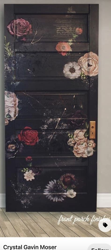 Decoupage Doors Ideas, Flower Painted Door, Room Door Painting Ideas Creative, Decoupage Door, Diy Cupboard Doors, Floral Furniture, Black Interior Doors, Painting Wood Paneling, Pumpkin House