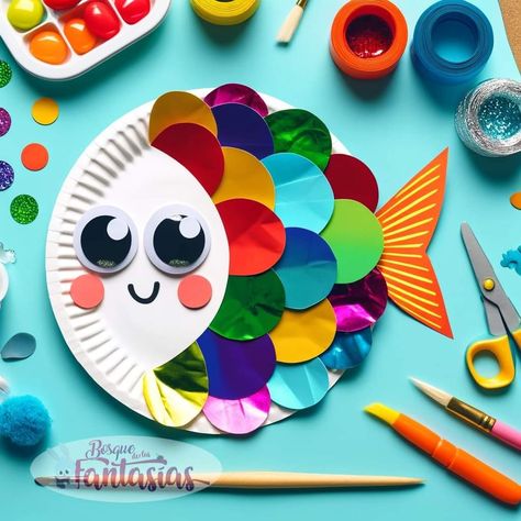 Paper Plates Crafts For Kids, Paper Plate Art, Kindergarten Art Projects, Preschool Activities Toddler, Toddler Arts And Crafts, Fish Crafts, Fun Arts And Crafts, Hand Crafts For Kids, Paper Plate Crafts