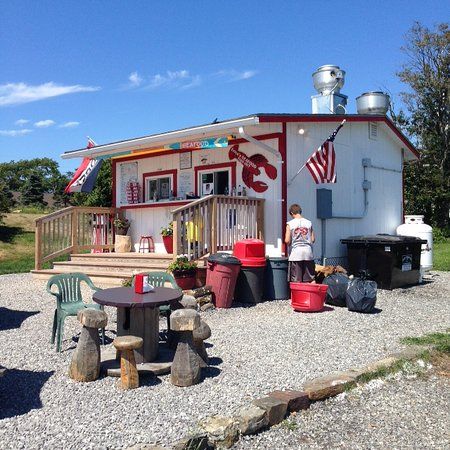 Nautical Study, Maine Bucket List, Harpswell Maine, Trip To Maine, Maine Vacation, Lobster Roll, Restaurant Review, Study Room, Vacation Travel