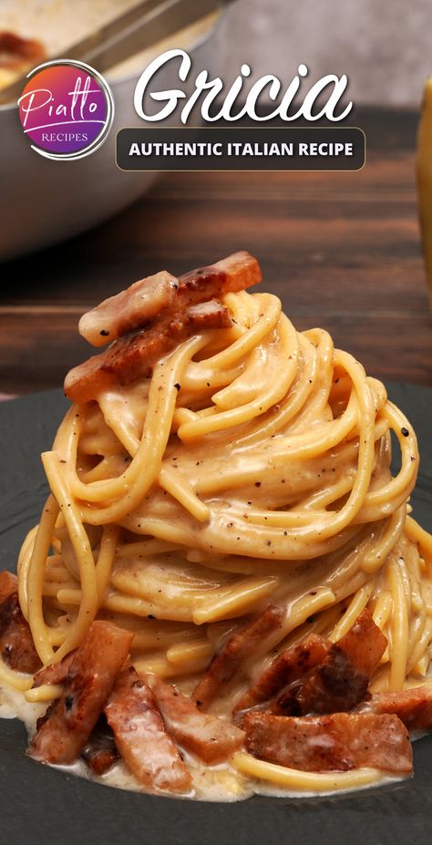 Traditional Italian Pasta, Carbonara Recept, Italian Dinner Recipes, Italian Pasta Dishes, Italian Pasta Recipes, Italian Recipe, Pasta Dinners, Pasta Dinner Recipes, Italian Dinner