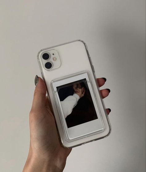 Polaroid Cases, Blonde And Brunette Best Friends, Photo Iphone Case, Kpop Phone Cases, Minnie Mouse Pictures, Creative Iphone Case, Instagram Profile Picture Ideas, Iphone Obsession, Iphone Pictures