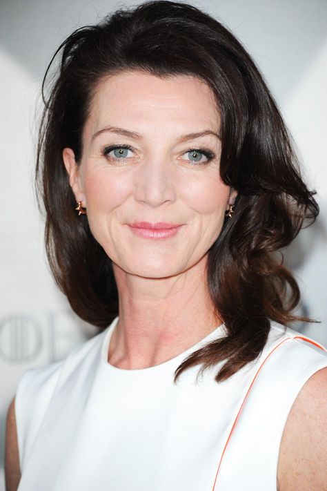 'Game of Thrones' Alum Replaces Judy Davis in Fox's '24' Revival Irish Actresses, Auburn Blonde Hair, Irish Movies, Joan Allen, Michelle Fairley, Red Hair Blue Eyes, Irish Beauty, Female Actresses, Tony Awards