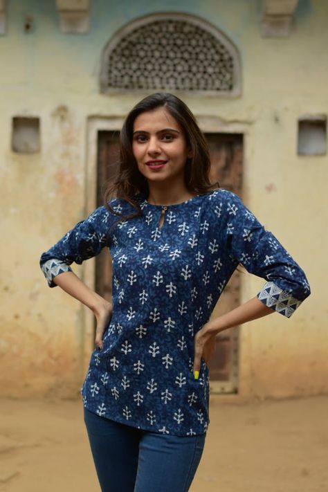 Short Kurtis For Jeans Cotton, Block Print Kurti Designs, Cotton Tops For Jeans, Short Kurtis For Jeans, Tops Designs For Jeans, Block Print Top, Trendy Cotton Tops, Short Kurti Designs, Printed Kurti Designs