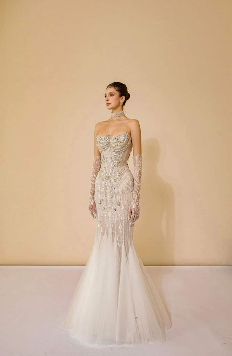 Modest Lace Wedding Dresses, Glam Wedding Dress, Petite Wedding Dress, Bride Dress Simple, Vintage Inspired Wedding Dresses, African Prom Dresses, Wedding Dress Guide, Iconic Dresses, Prom Dress Inspiration