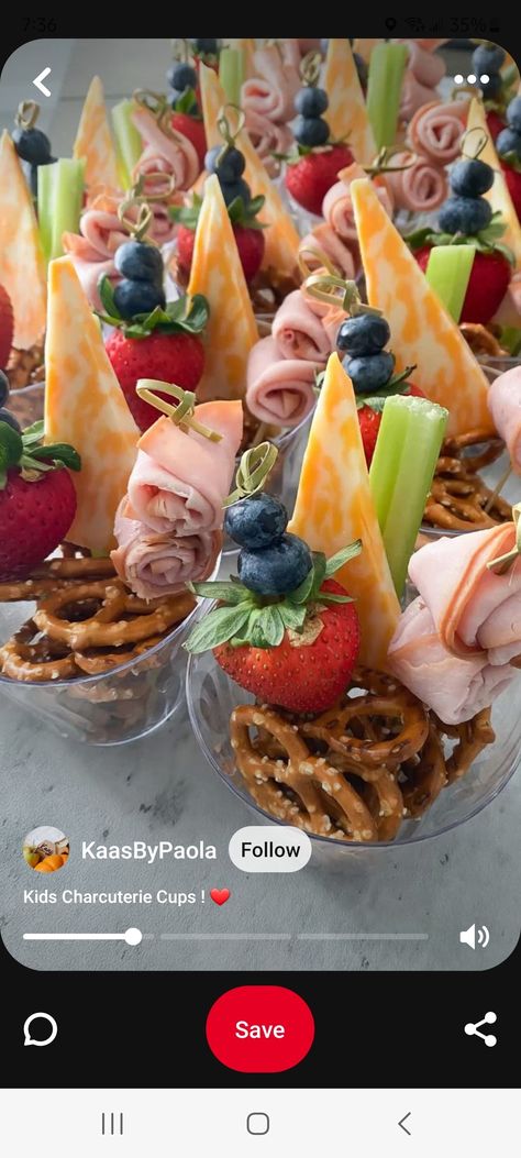 Shotcuterie Party, Graduation Party Food Ideas, Graduation Party Food, Shower Foods, Charcuterie Appetizers, Boat Food Ideas, Graduation Party Foods, Wedding Appetizers, Party Food Buffet