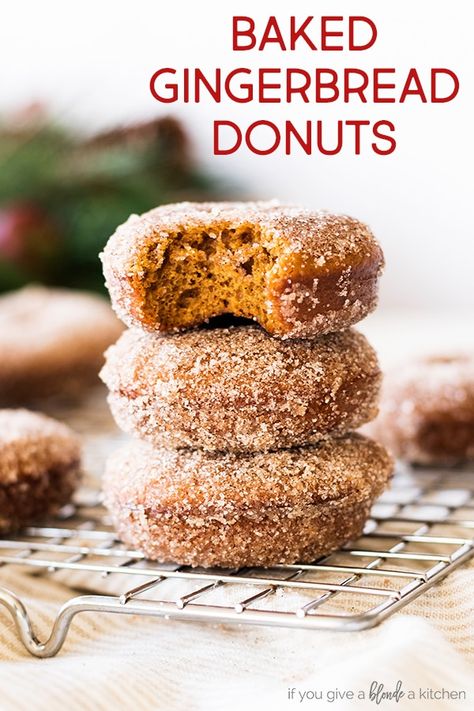 Gingerbread Donuts, Homemade Donuts Recipe, Baked Donut Recipes, Eat Happy, Gingerbread Recipe, Homemade Donuts, Doughnut Recipe, Cinnamon Toast, Holiday Breakfast