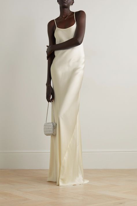 VICTORIA BECKHAM Satin gown Victoria Beckham Outfits, Fashion Victim, Satin Gown, Modest Wedding Dresses, Fashion Event, Satin Slip, Satin Dress, Classy Dress, Contemporary Fashion