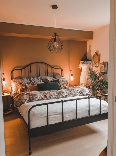 Ikea Sagstua Bedroom, Ikea Sagstua Bed Ideas, Sagstua Bedroom, Sagstua Bed Ideas, Cozy Bedroom Ideas Dark, Metal Bed Frame Bedroom Ideas Vintage, Ikea Sagstua Bed, Small Rustic Bedroom, Black Metal Bed Frame Bedroom Ideas