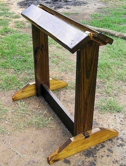 Double Saddle stand Saddle Stands Wooden Diy, Horse Saddle Stand Diy, Saddle Stand Diy, Horse Tack Rooms, Saddle Racks, Saddle Stand, Horse Shelter, Saddle Rack, Barrel Horse