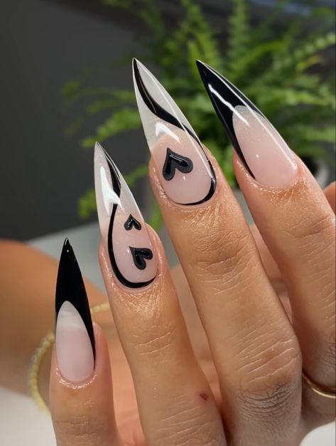 Black Valentine's Nails Designs, Nail Ideas Stiletto Medium, Almond Acrylic Nails Designs Edgy, Nail Inspo Pointy, Arrow Nails Shape, Matte Stiletto Nails Design, Goth Nail Art Designs, Stilletos Nails Long, White Gothic Nails